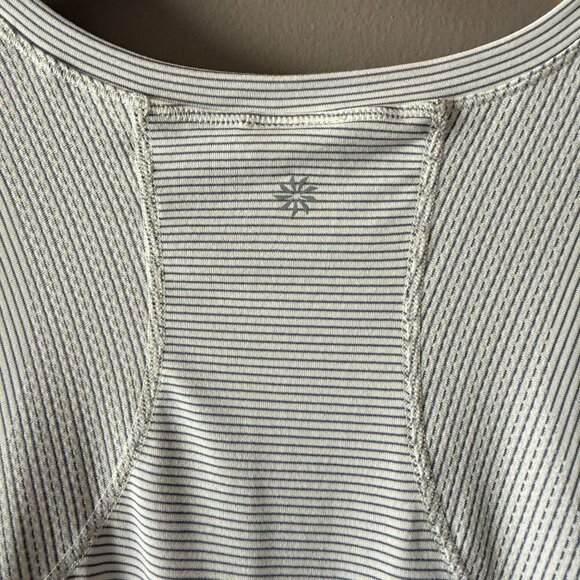 Women's L Athleta Fitted White Blue Tiny Stripes Athleisure Shirt - Picture 4 of 6